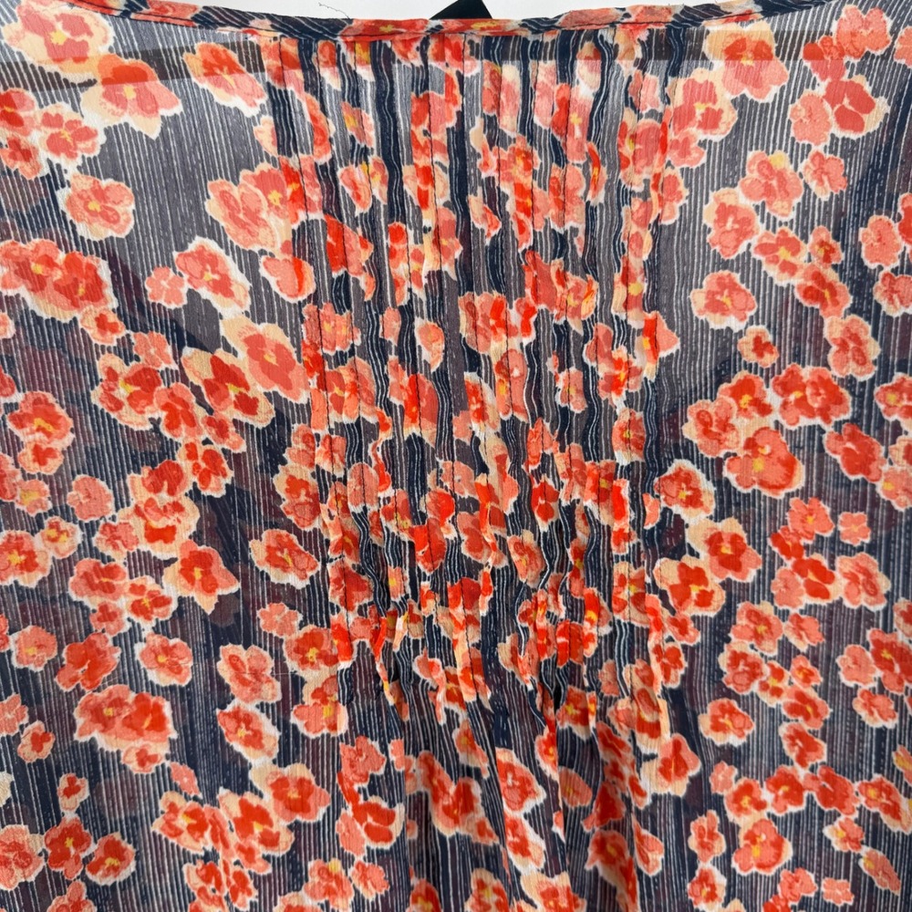 Torrid Ditsy Floral V-Neck Pleated Georgette Blouse Orange Navy Size 2 2X - Picture 3 of 7